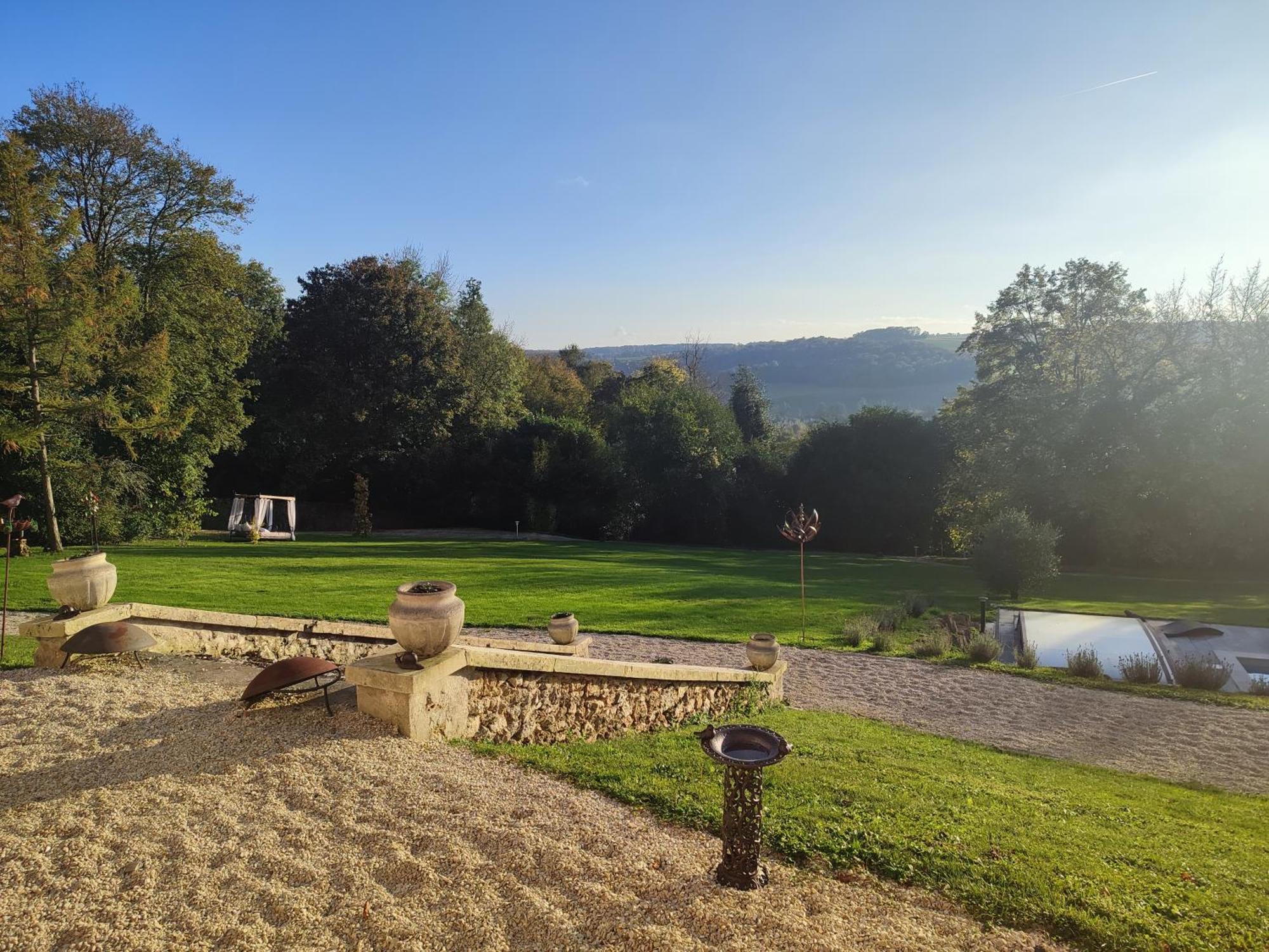 Demeure De La Garenne Bed and Breakfast Montmirail  Εξωτερικό φωτογραφία